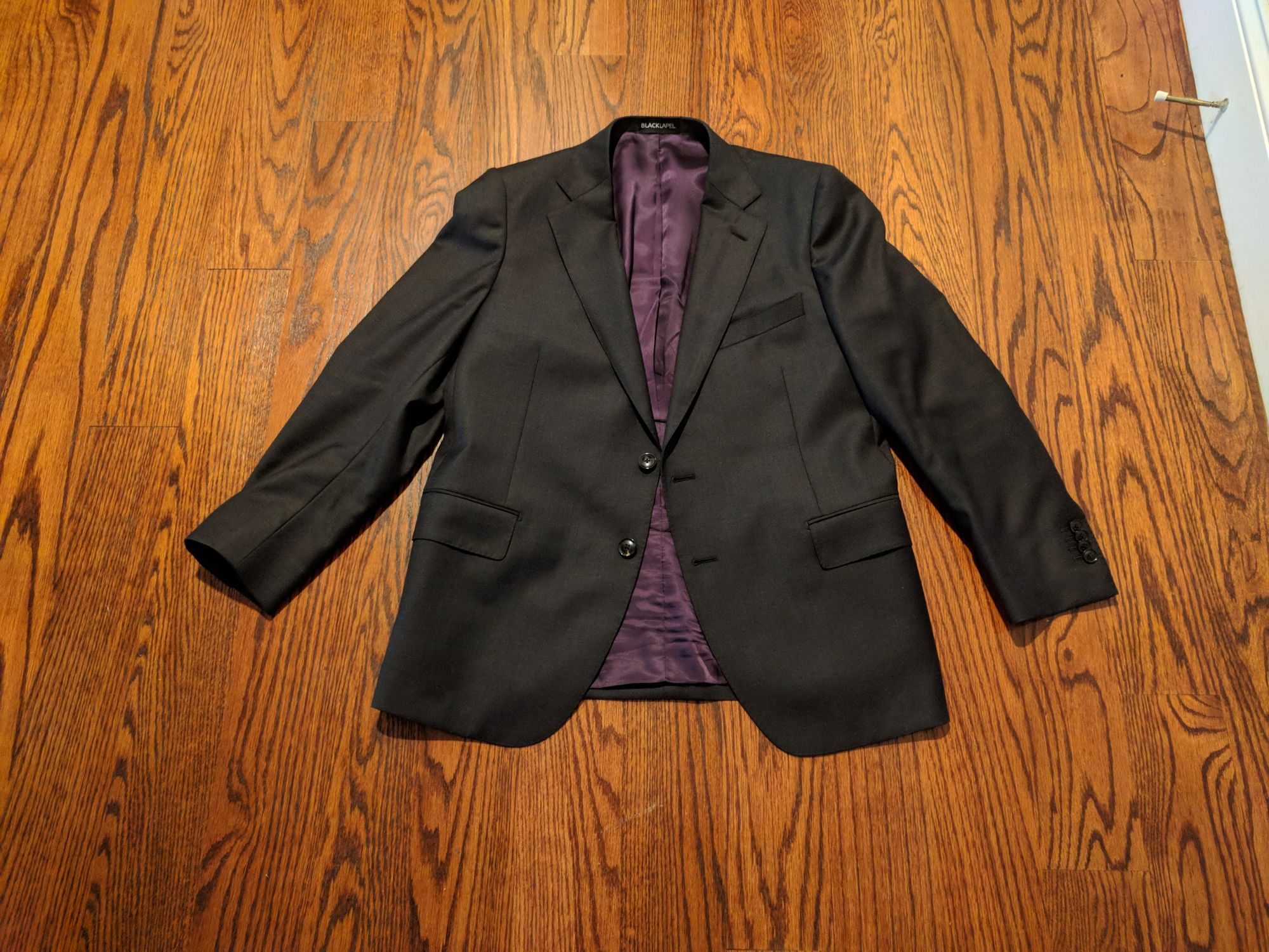 Black Lapel Suit Review (2023): Made-to-Measure Experience