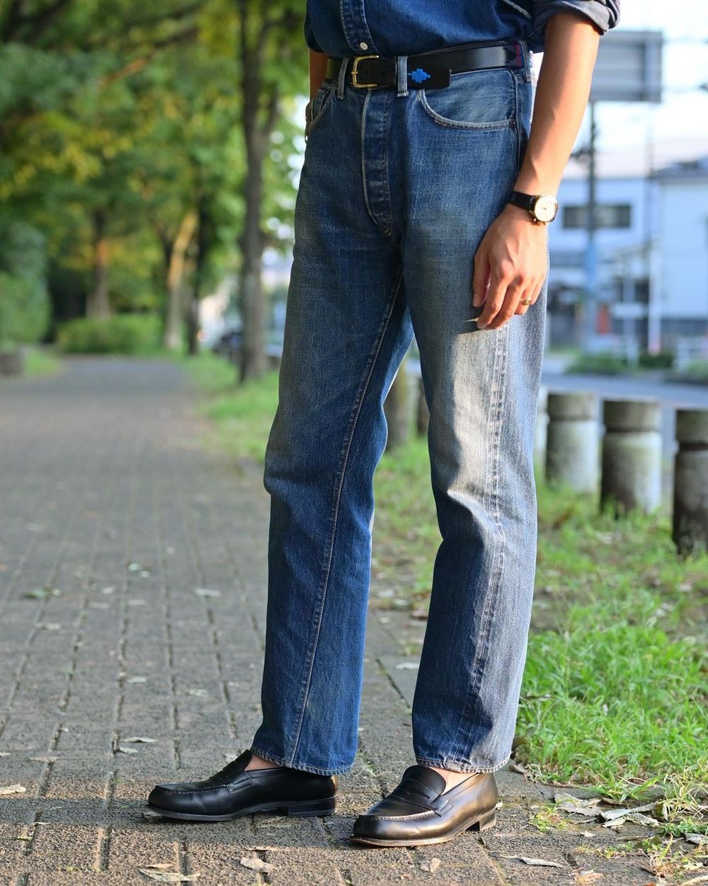 Black and Blue: Mid-Light Denim with Black Slip-Ons