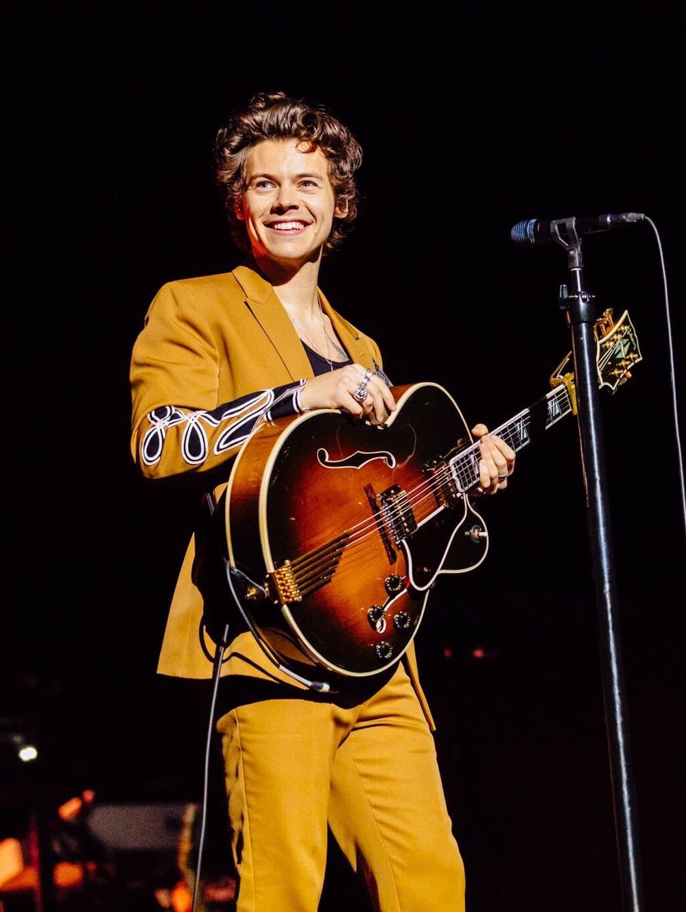 How Harry Styles Wears Tailoring